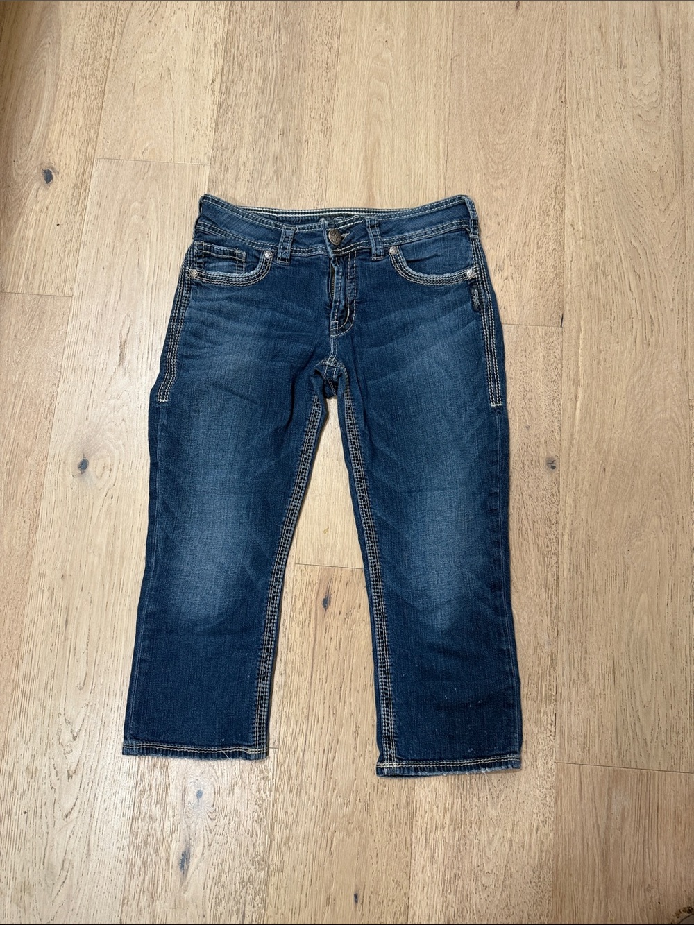 Silver suki surplus capri